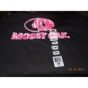 New with tag women's medium Mossy Oak t-shirt